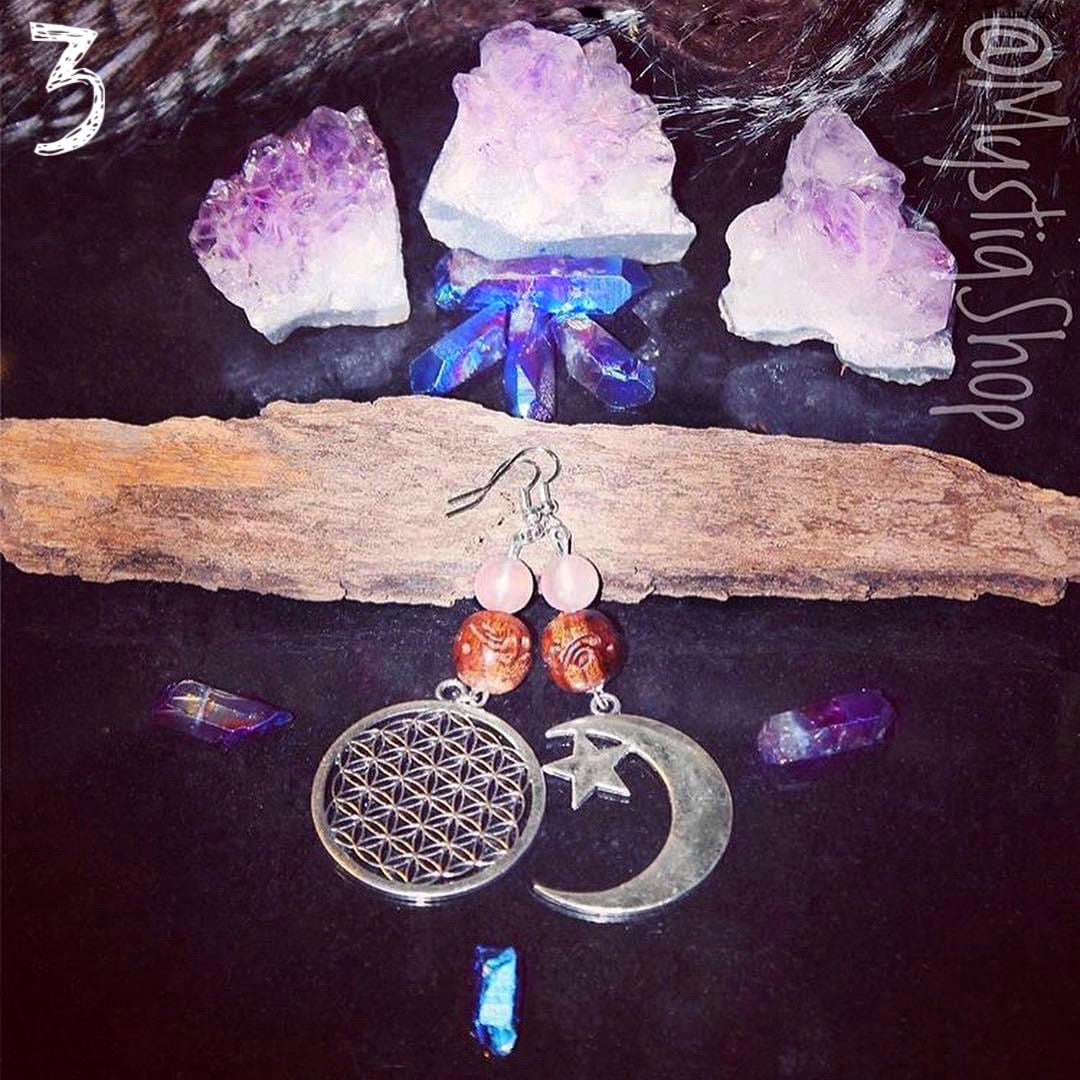 🌙Mismatched Moon and FlowerOfLife Earrings
