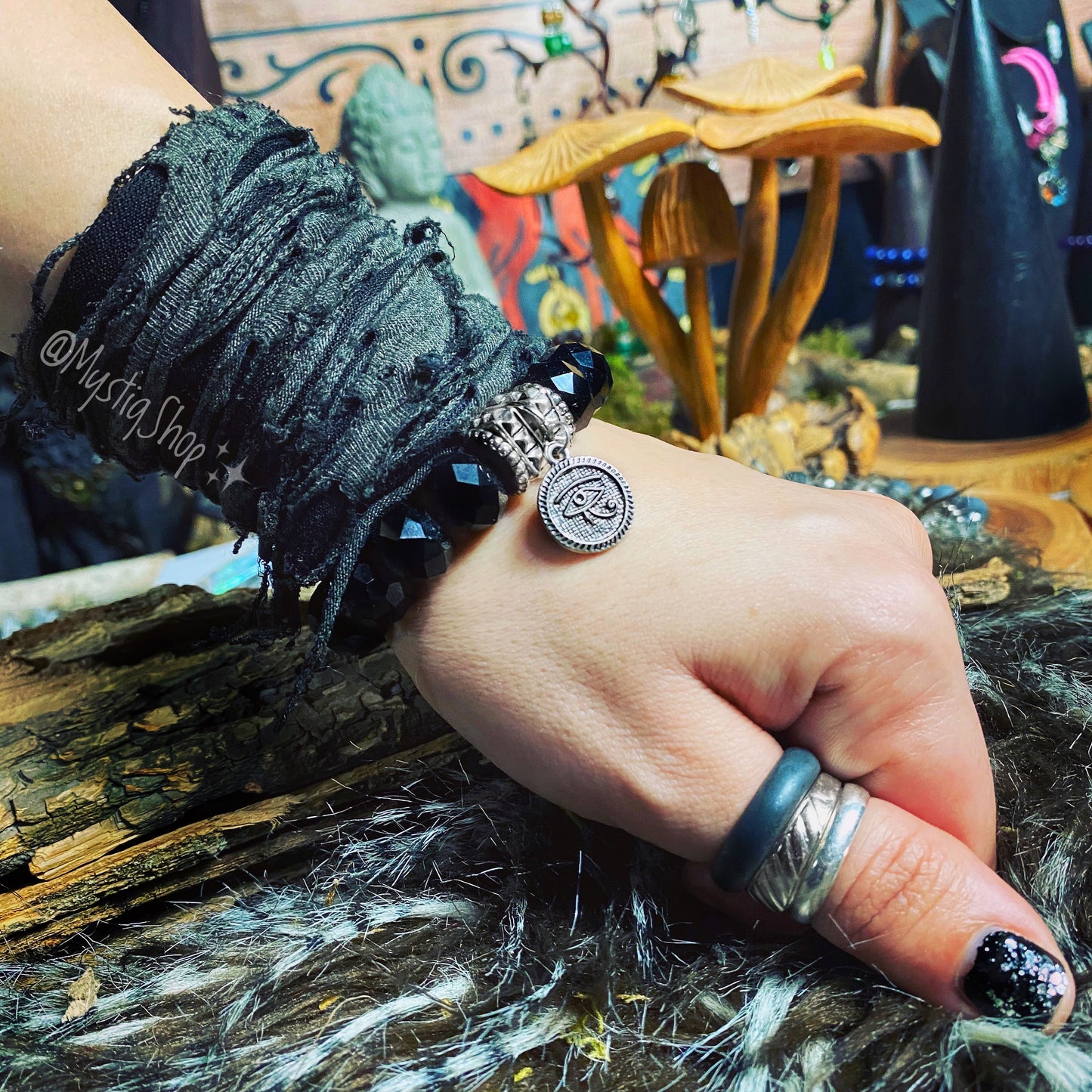 🖤Black Eye of Horus Bracelet