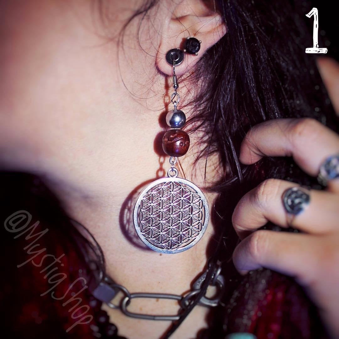 🌙Mismatched Moon and FlowerOfLife Earrings