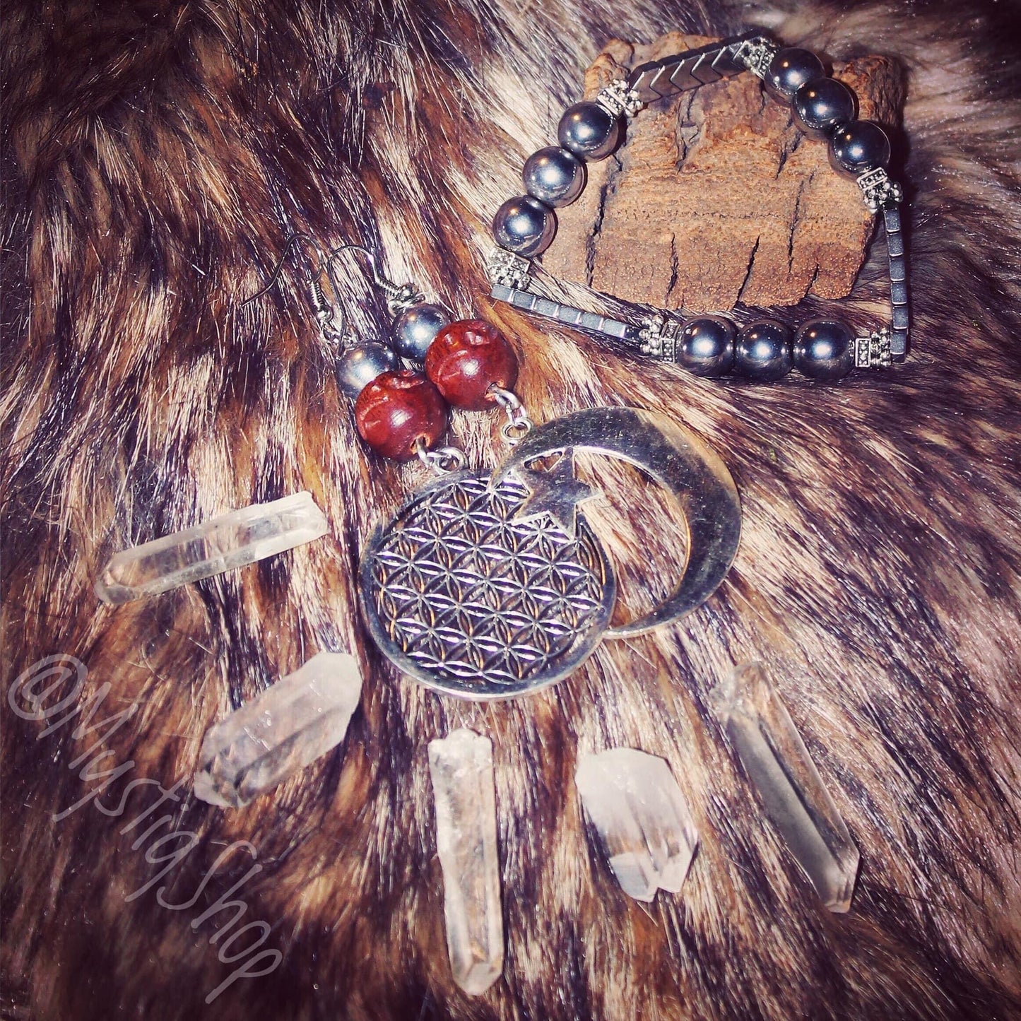 🌙Mismatched Moon and FlowerOfLife Earrings