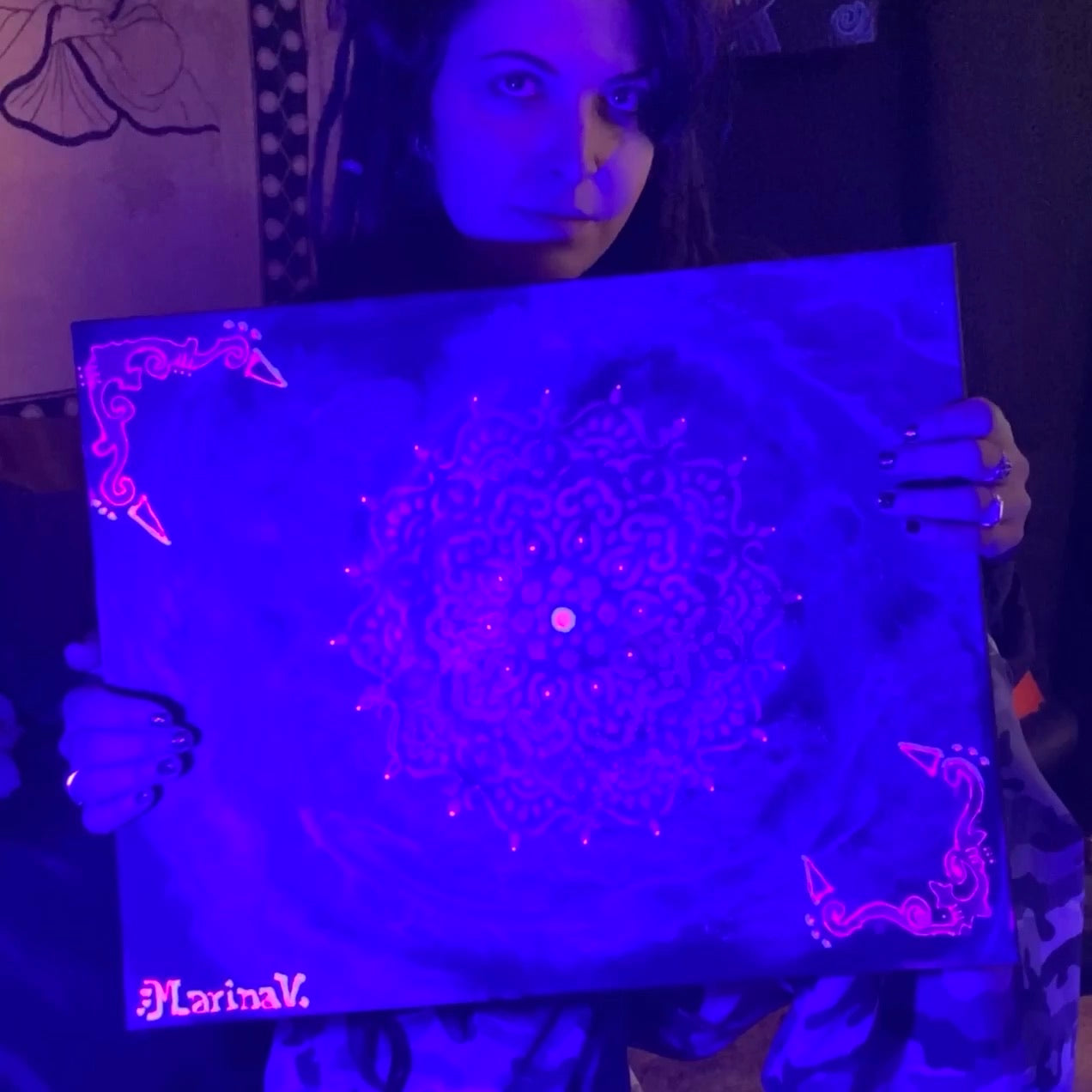 UV Painting: “Knowing in UV”