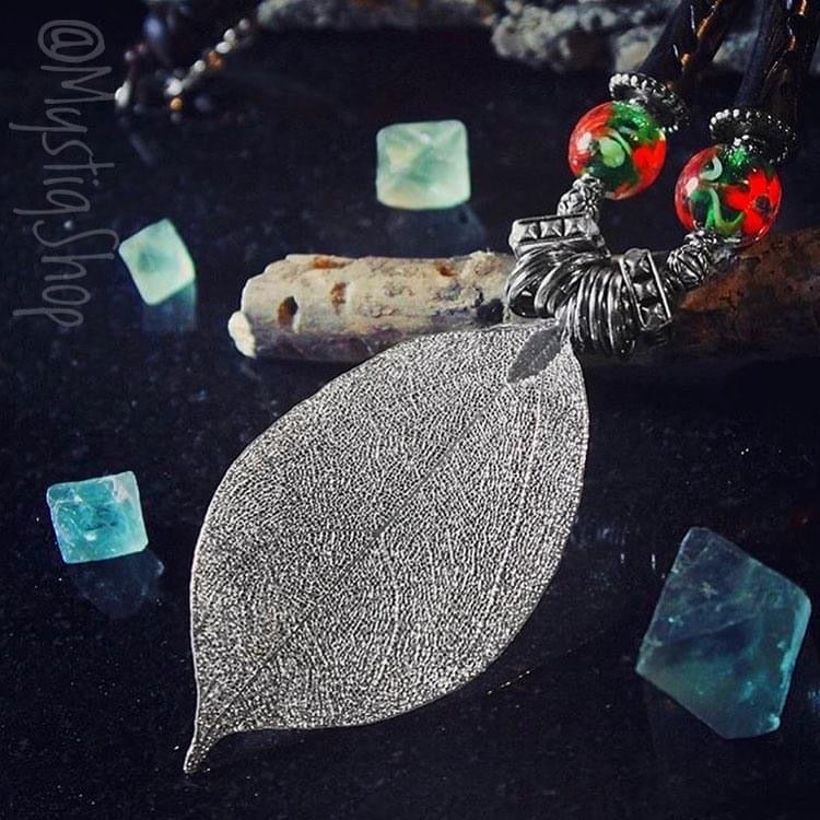 Spring Leaf Necklace